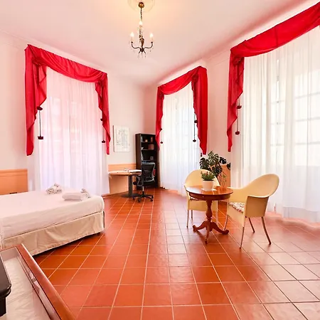 Palazzo Atzeni Tedesco 아파트 칼리아리