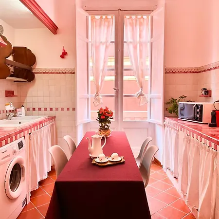 아파트 Palazzo Atzeni Tedesco *