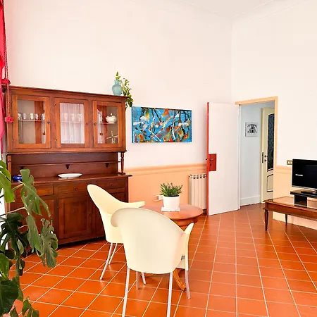 아파트 Palazzo Atzeni Tedesco