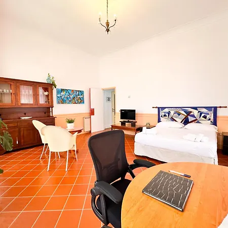 아파트 Palazzo Atzeni Tedesco 칼리아리