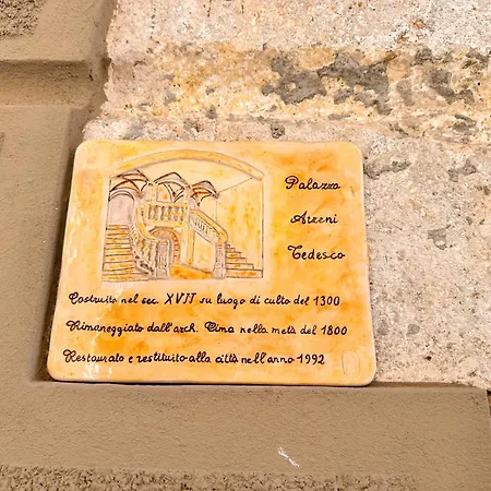 公寓 Palazzo Atzeni Tedesco 卡利亚里
